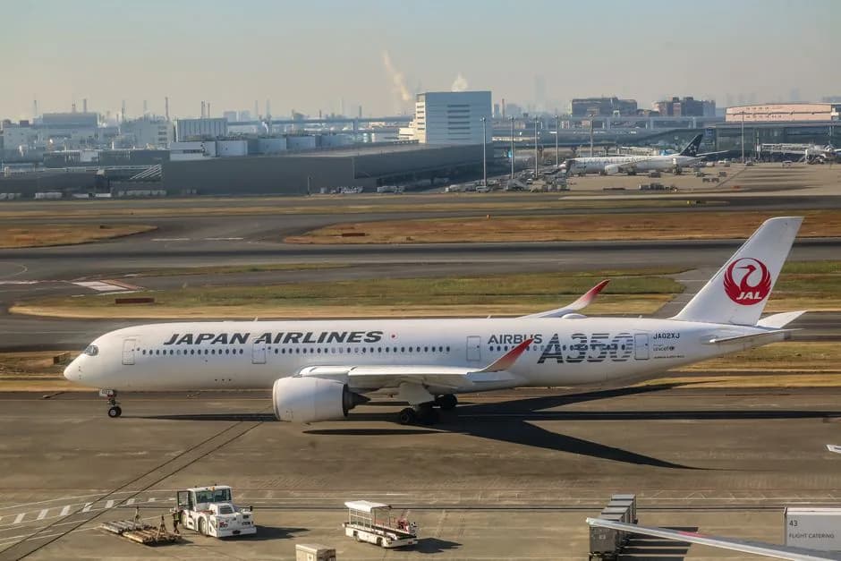 Japan Airlines A350 landing at JFK airport in JAL red and white livery