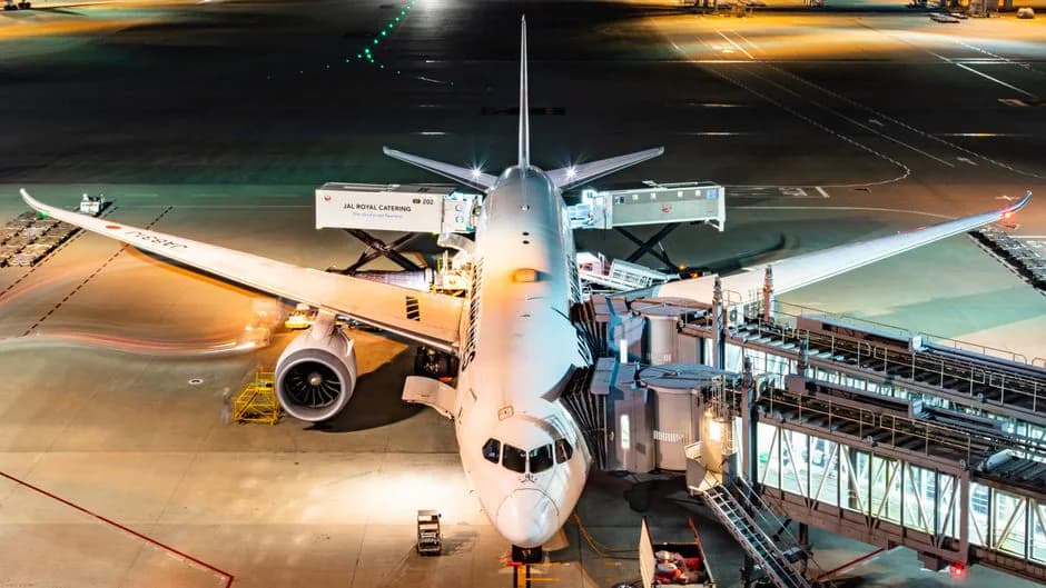 ANA Boeing 787-9 aircraft exterior at Tokyo Haneda Airport